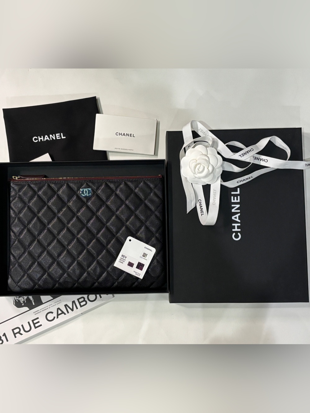 CHANEL CLASSIC CAVIAR LEATHER LARGE O-CASE BLACK GHW
